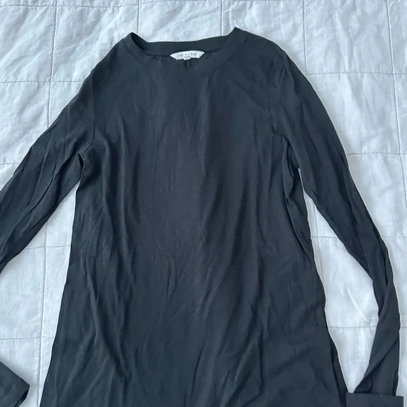 Not Monday - Juliannne Long Sleeve Tee - size small - black - Picture 4 of 5
